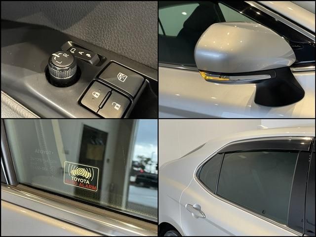 TOYOTA CAMRY HYBRID 2020