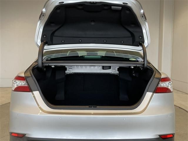 TOYOTA CAMRY HYBRID 2020