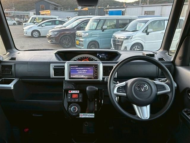 TOYOTA PIXIS MEGA 2020