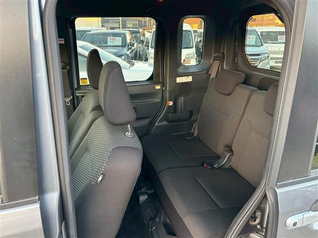 TOYOTA PIXIS MEGA 2020