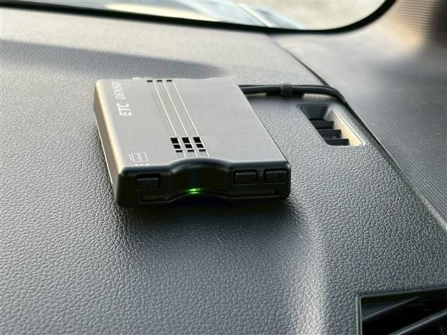 TOYOTA PIXIS MEGA 2020