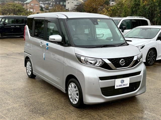 NISSAN ROOX 2023