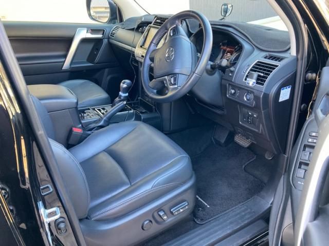 TOYOTA LANDCRUISER PRADO 2021