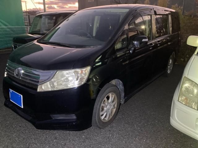 HONDA STEPWAGON 2011