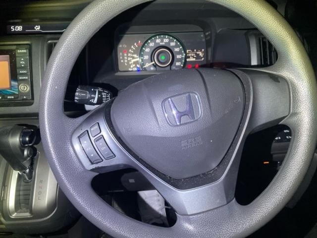 HONDA STEPWAGON 2011