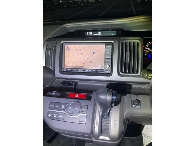 HONDA STEPWAGON 2011