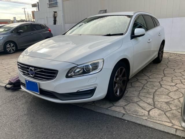 VOLVO VOLVO V60 2014