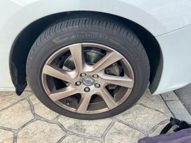 VOLVO VOLVO V60 2014