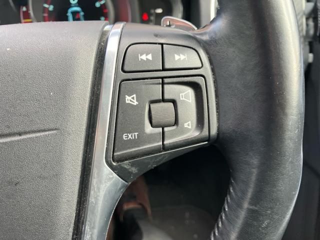 VOLVO VOLVO V60 2014