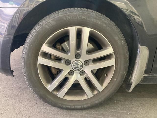 VOLKSWAGEN VW???5HB 2011