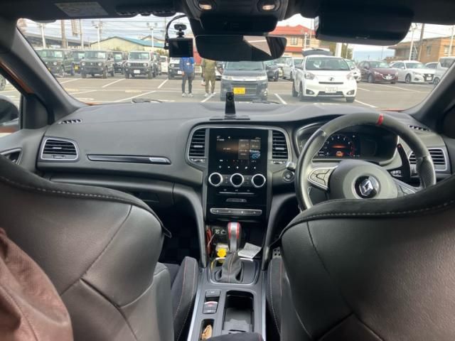 RENAULT RENAULT MEGANE hatchback 2021