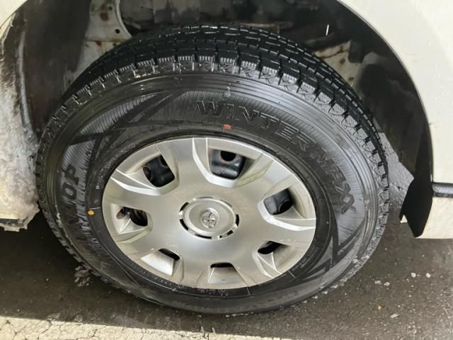 TOYOTA HIACE van 4WD 2013