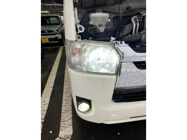 TOYOTA HIACE van 4WD 2013