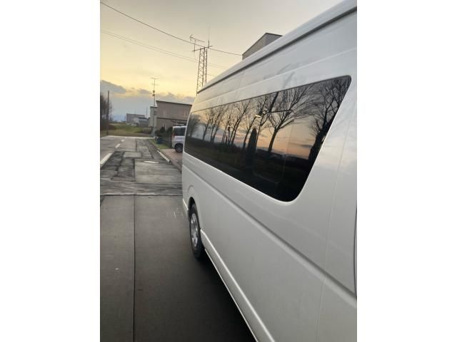 TOYOTA HIACE van 4WD 2023