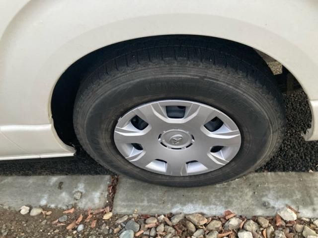 TOYOTA HIACE van 4WD 2023