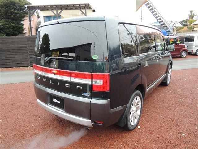 MITSUBISHI DELICA D:5 4WD 2013
