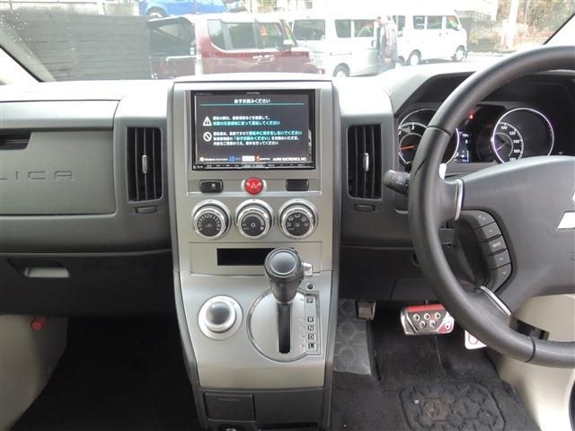 MITSUBISHI DELICA D:5 4WD 2013