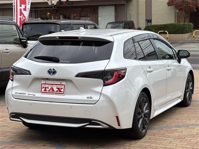 TOYOTA COROLLA TOURING HYBRID 2022