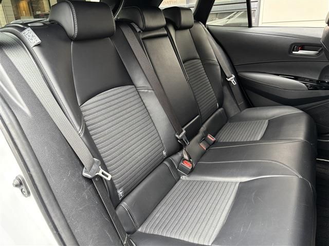 TOYOTA COROLLA TOURING HYBRID 2022