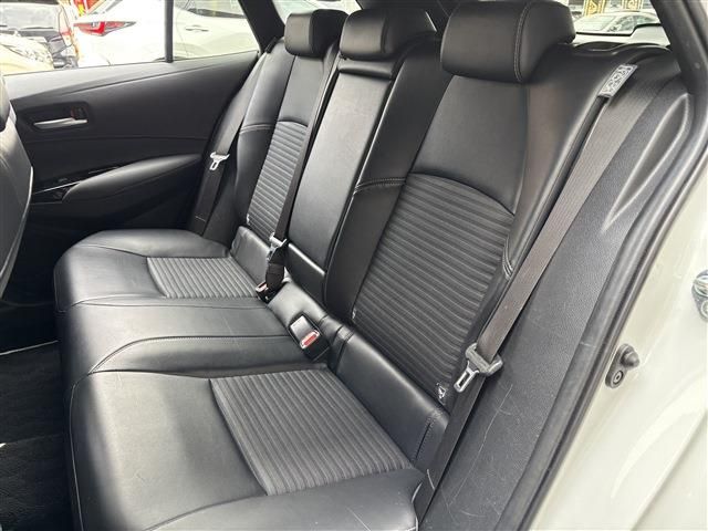 TOYOTA COROLLA TOURING HYBRID 2022