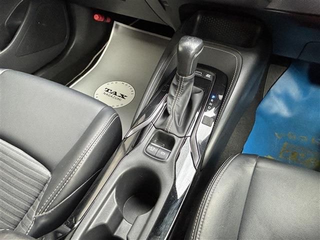 TOYOTA COROLLA TOURING HYBRID 2022