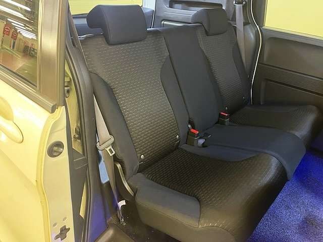 HONDA FREED Spike 2011