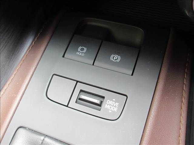 TOYOTA HARRIER 2WD 2021