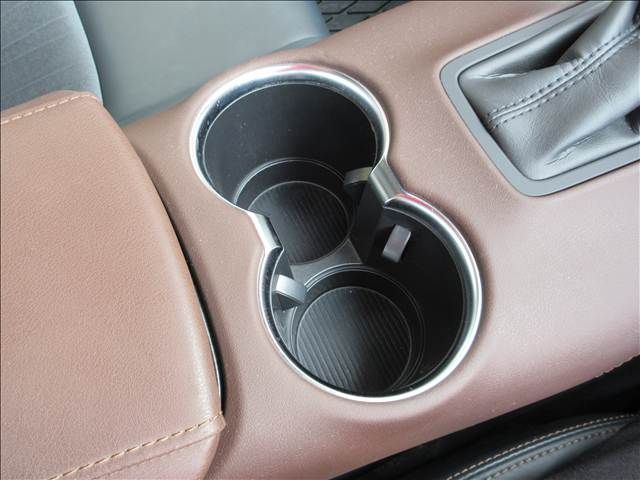 TOYOTA HARRIER 2WD 2021