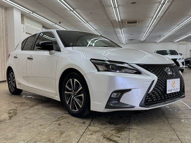 TOYOTA LEXUS CT200h 2020