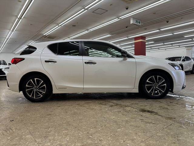TOYOTA LEXUS CT200h 2020