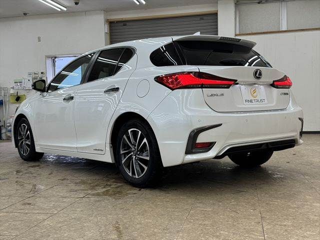 TOYOTA LEXUS CT200h 2020