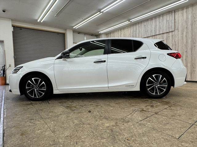 TOYOTA LEXUS CT200h 2020