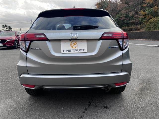 HONDA VEZEL HYBRID 2014