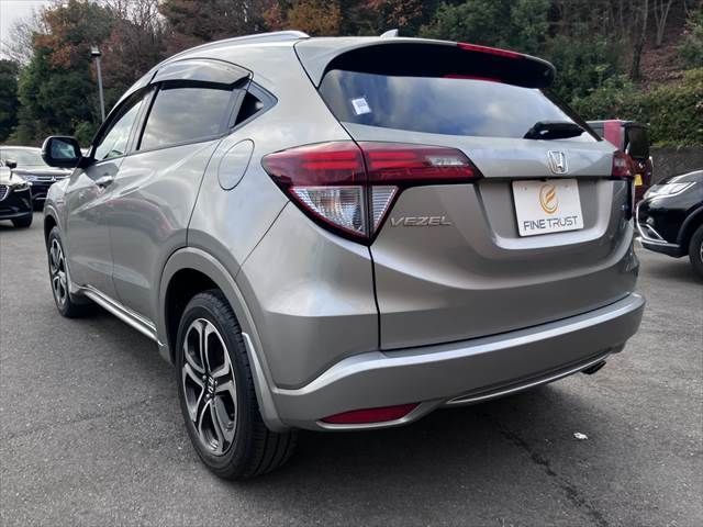 HONDA VEZEL HYBRID 2014