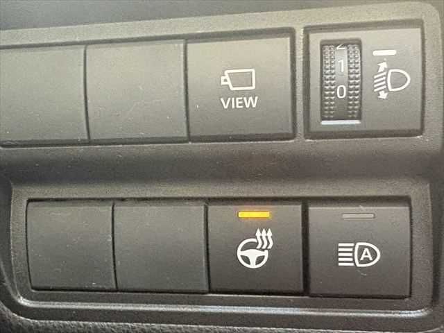 TOYOTA YARIS HYBRID 2023