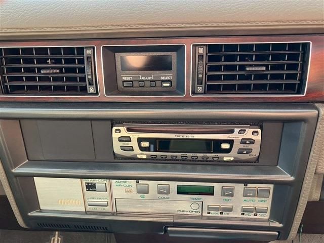 NISSAN GLORIA hardtop 1983