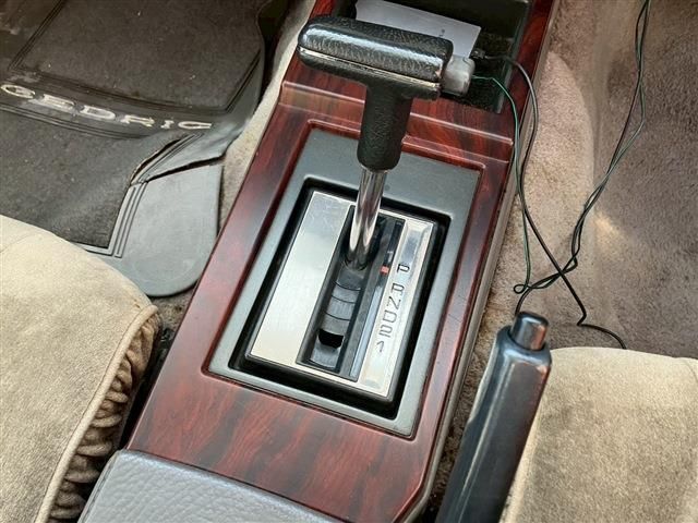 NISSAN GLORIA hardtop 1983