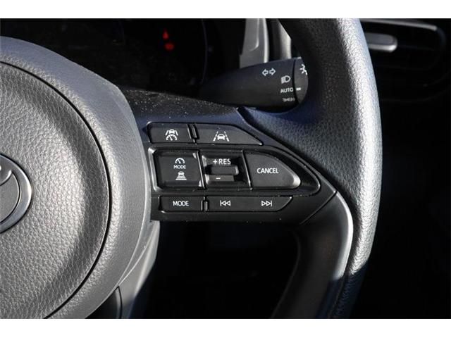 TOYOTA YARIS HYBRID 2025