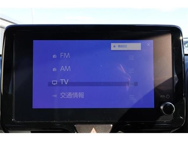 TOYOTA YARIS HYBRID 2025