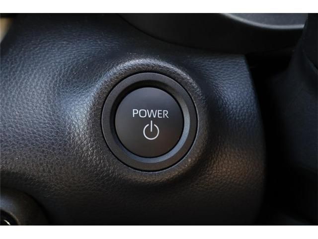 TOYOTA YARIS HYBRID 2025