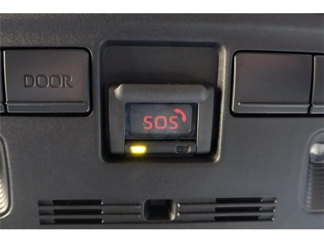 TOYOTA YARIS HYBRID 2025