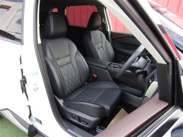 NISSAN X-TRAIL HYBRID 4WD 2025