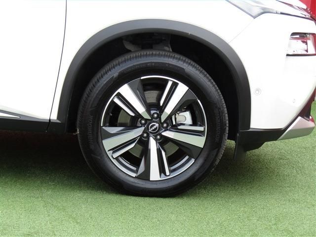 NISSAN X-TRAIL HYBRID 4WD 2025