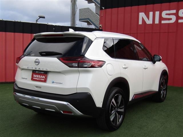 NISSAN X-TRAIL HYBRID 4WD 2025