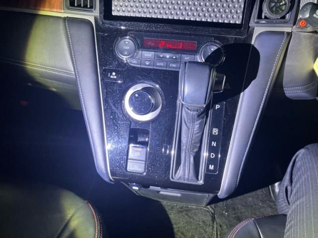 MITSUBISHI DELICA D:5 4WD 2020