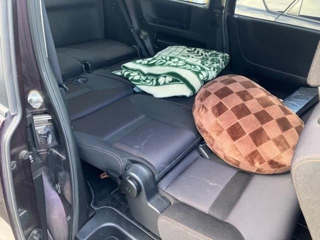 NISSAN SERENA  WG 2009