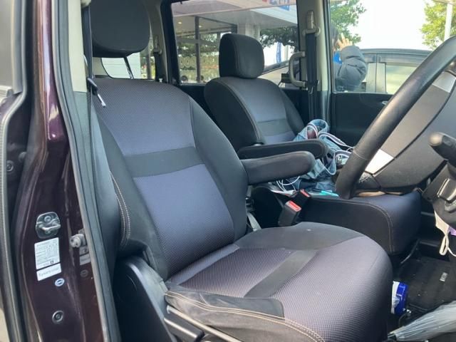 NISSAN SERENA  WG 2009