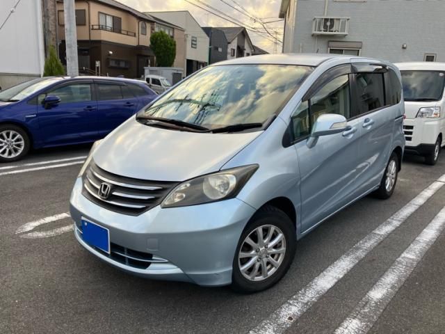HONDA FREED 2009
