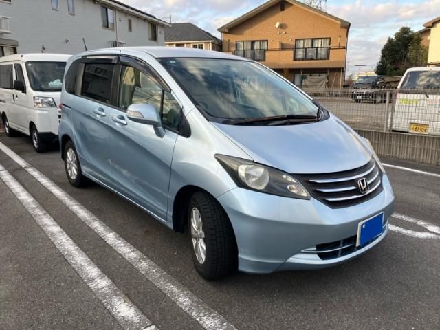HONDA FREED 2009