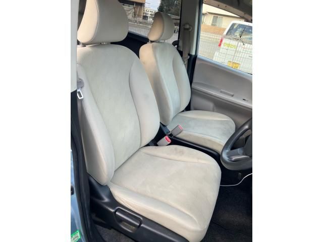 HONDA FREED 2009